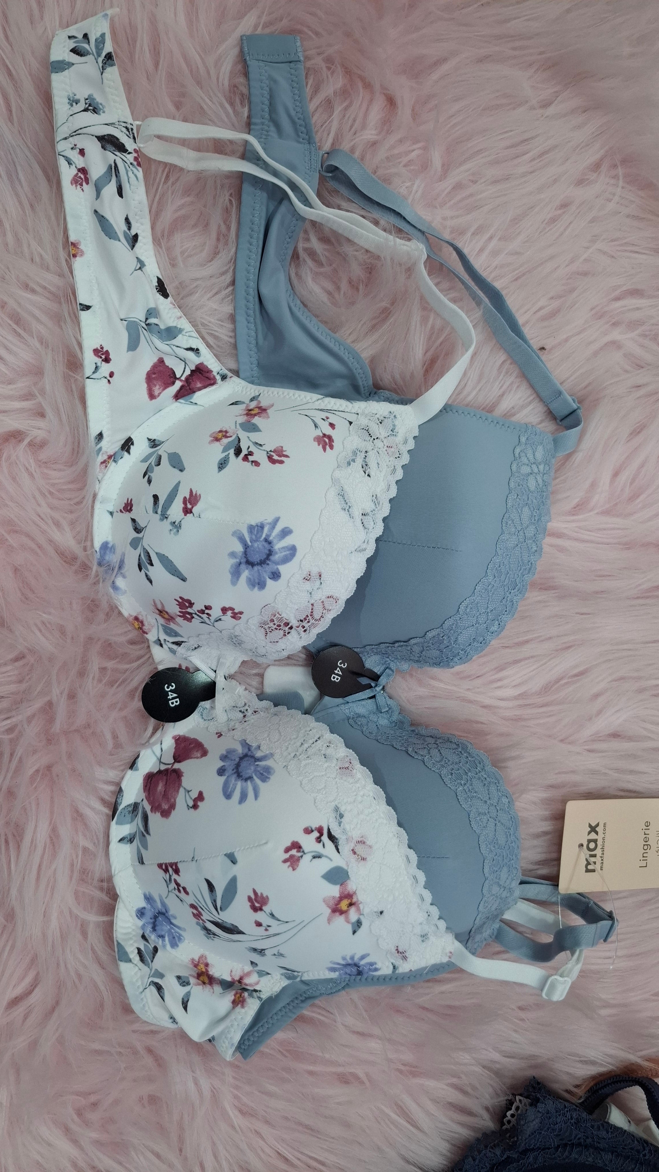 Pack of 2 - Lace Trim Padded Plunge Bra