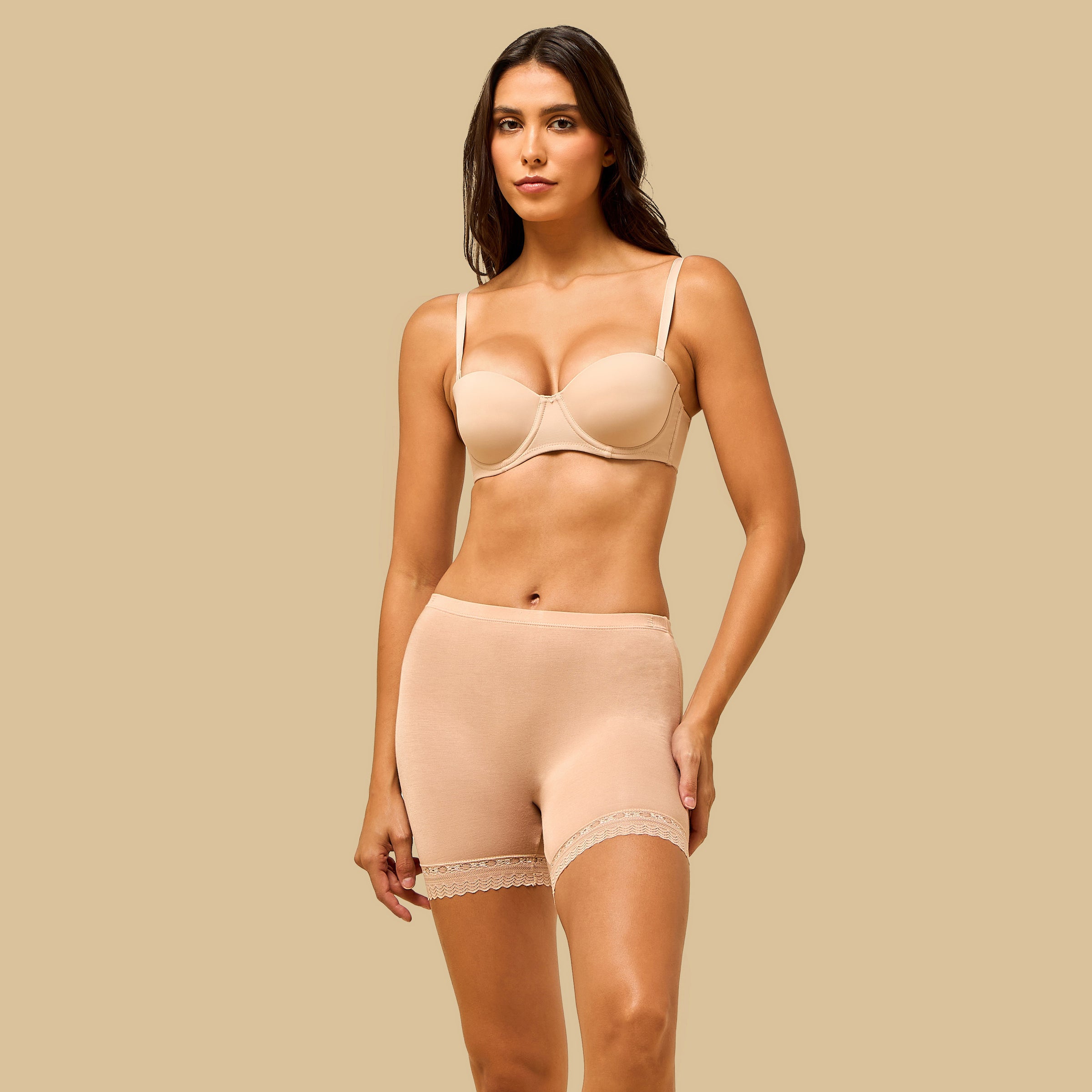 Lace Trim Viscose Short Leggings
