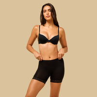Lace Trim Short Leggings